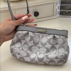 Wristlet
